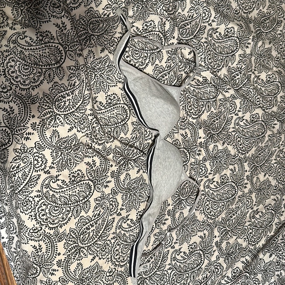 WOMENS SHIRT LOT NEEDS TO BE SOLD ASAP